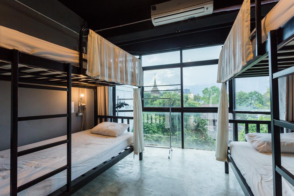 Jeune Hostel Chiang Mai - Chang Phuak Luaran gambar